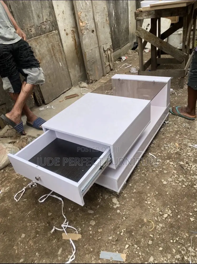Center Table With Top Glass
