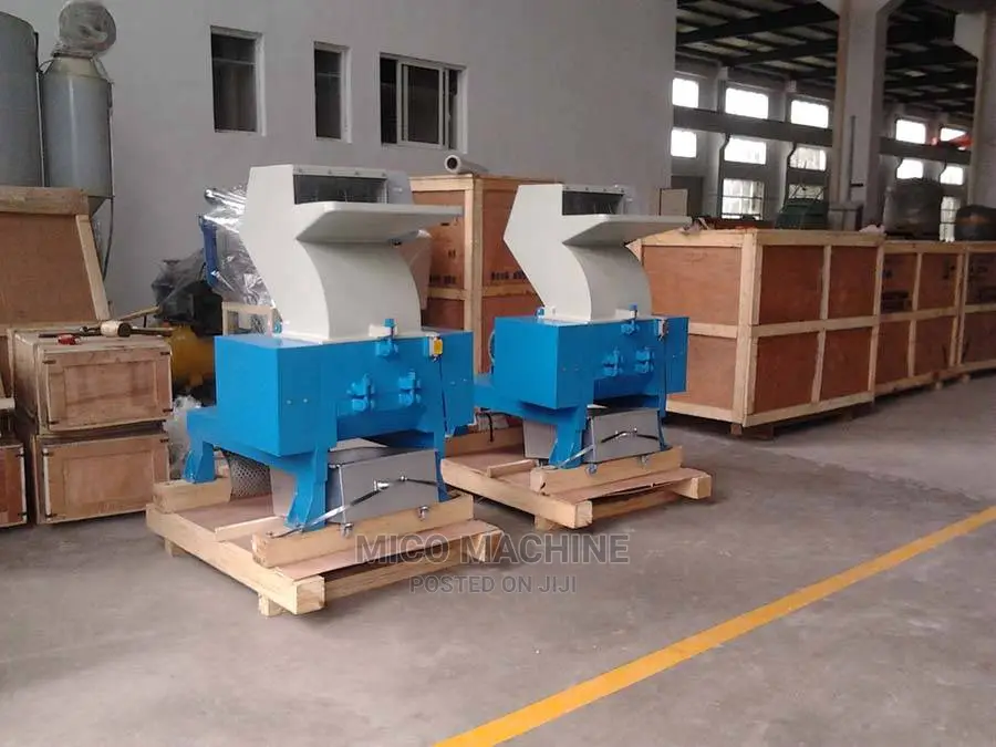 Plastic Crusher Machine
