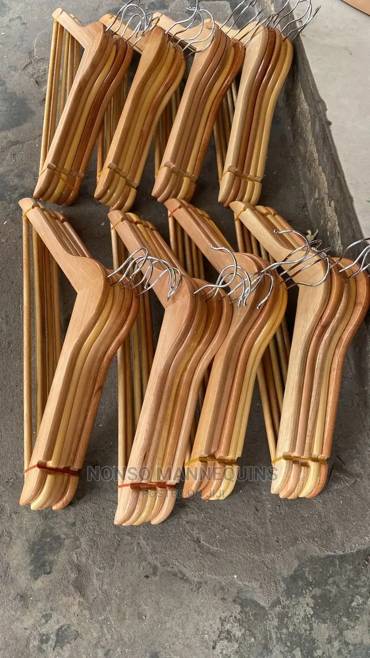 10 Pieces A Wrap Of Wooden Clothes Hangers
