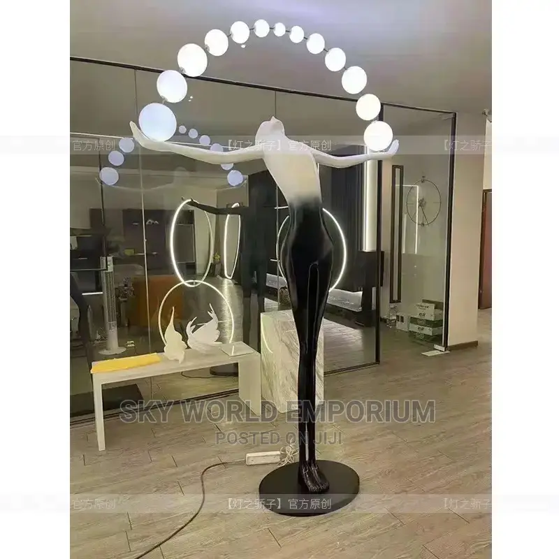 Custom Art Human Sculpture Led Hotel Lobby