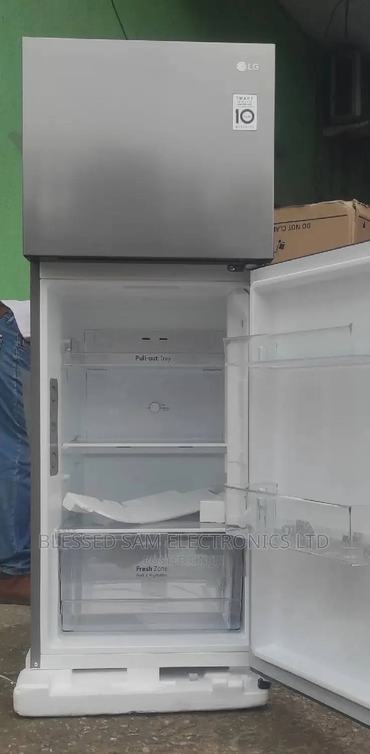 LG 272L Inverter Double Door Super Freezing Ice Maker 2yrs