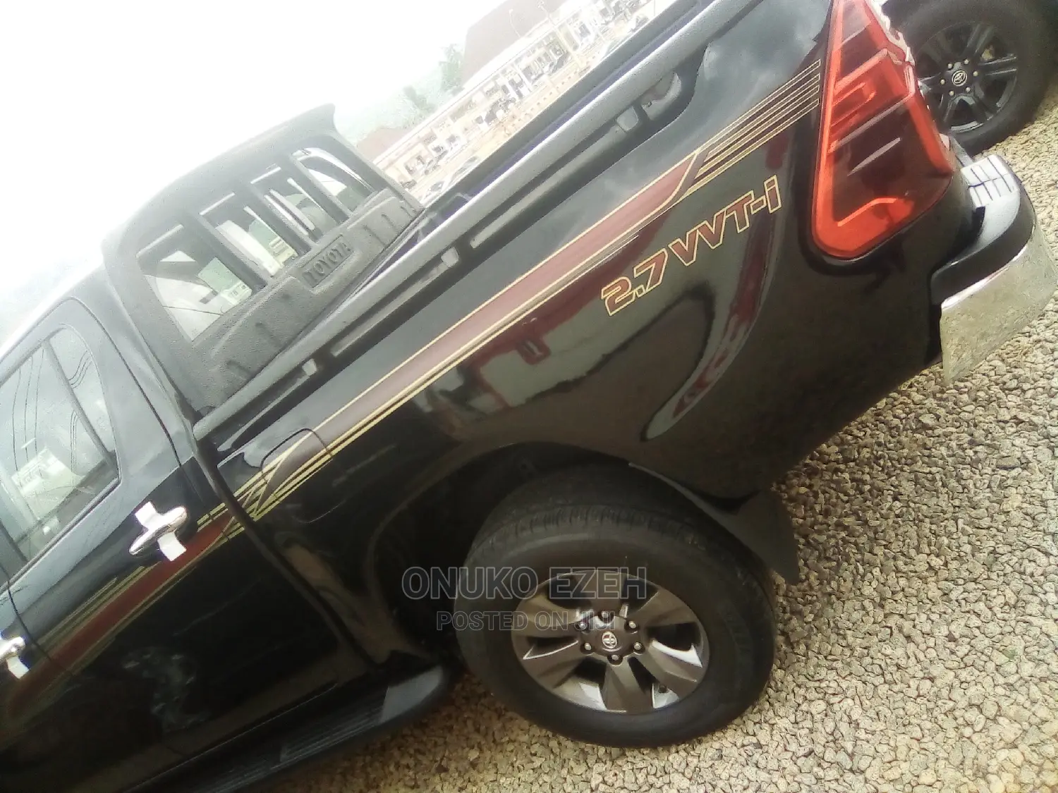 New Toyota Hilux 2021 Black