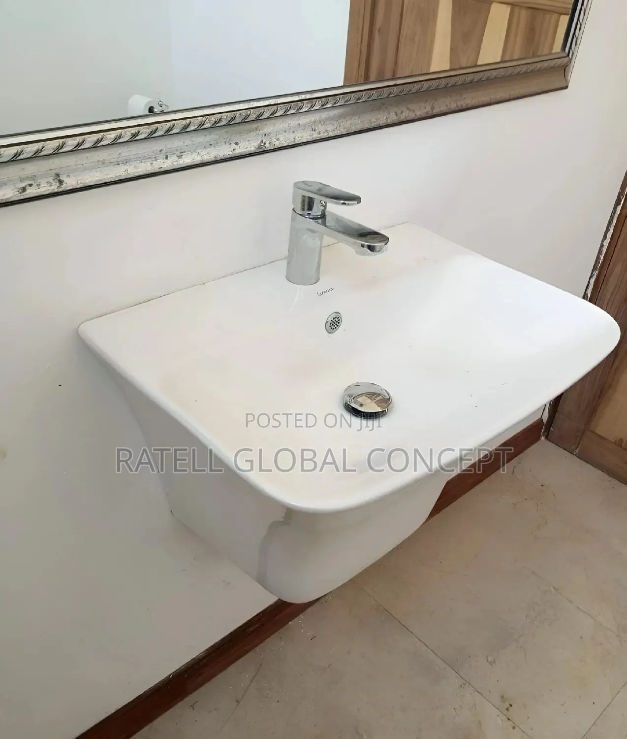 One Piece Wall-hung Wash Basin