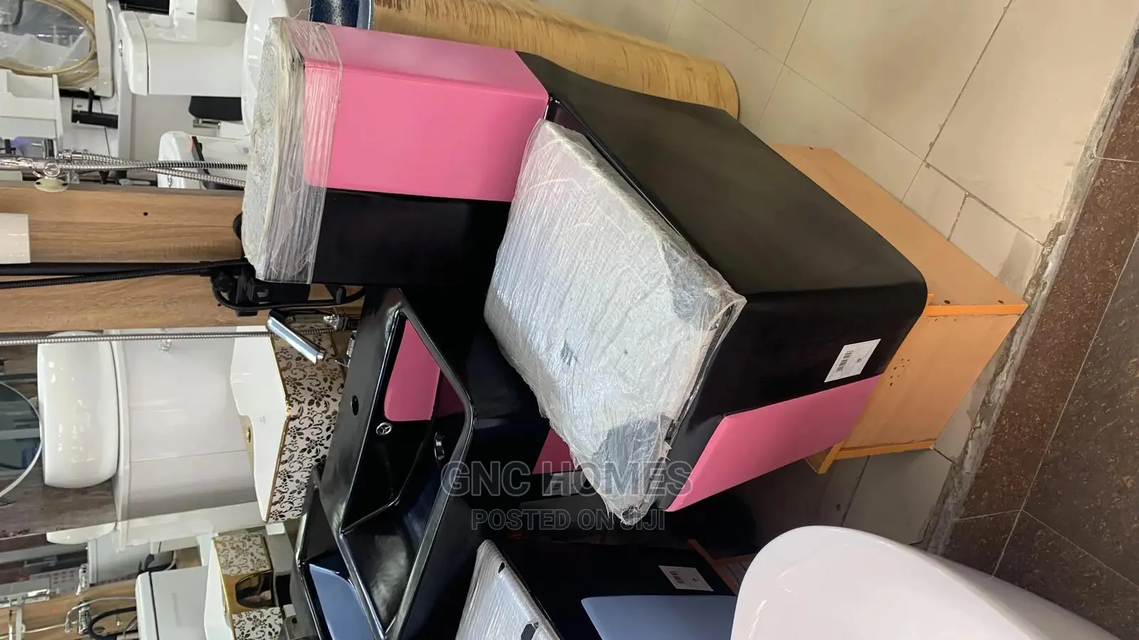 Exclusive WC Black/Pink