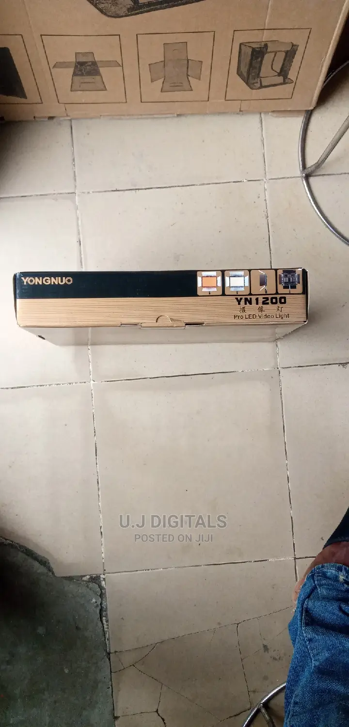 Yongnuo Yn 1200 Led Professional Video Light