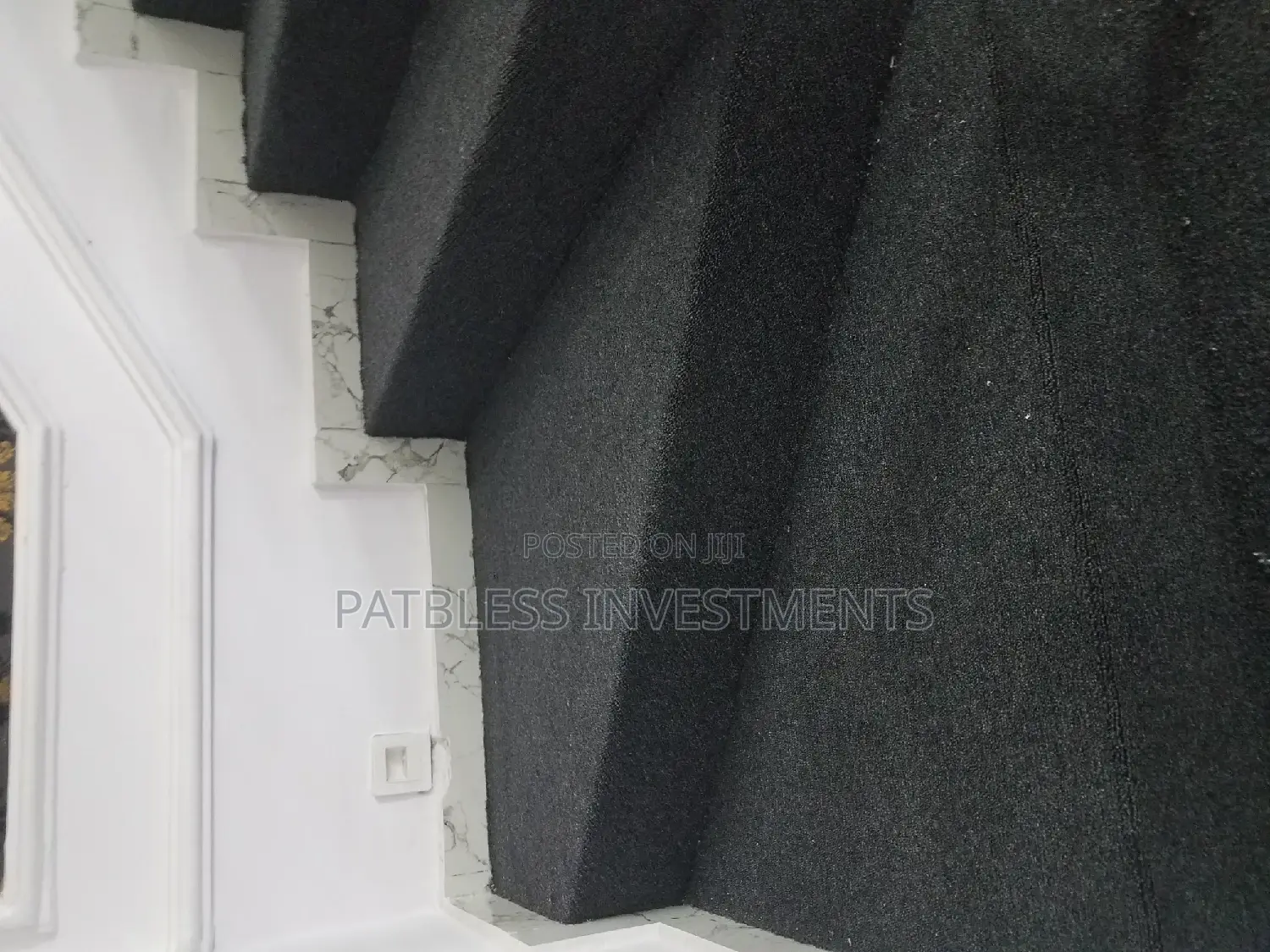 Admiral Dark Ash Rug, #8000 Per SQM
