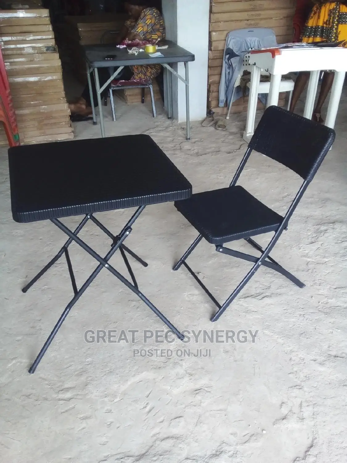 Quality Table and Chair (Black)