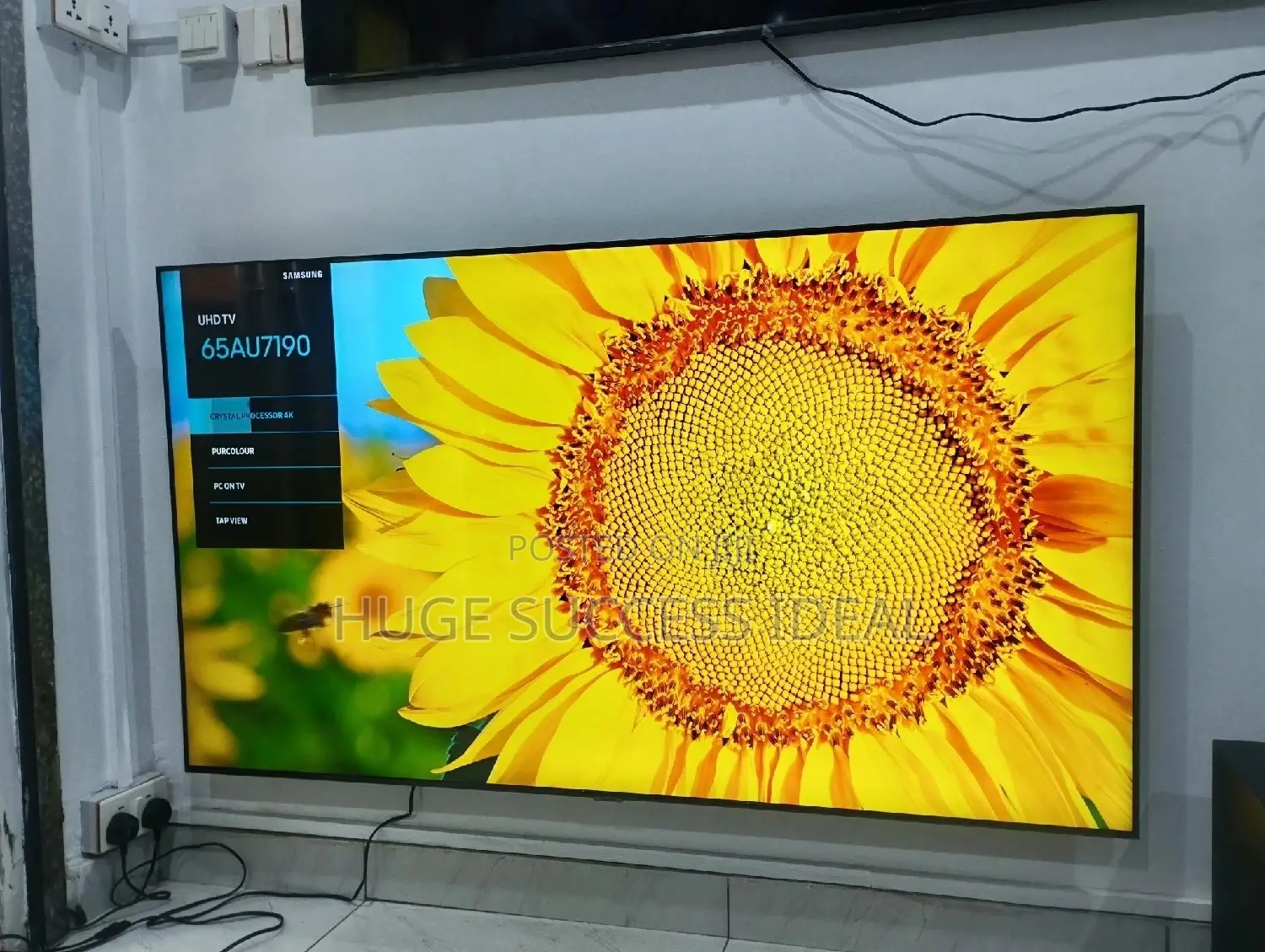 Samsung 65" AU7100 Series Premium Crystal UHD Smart TV
