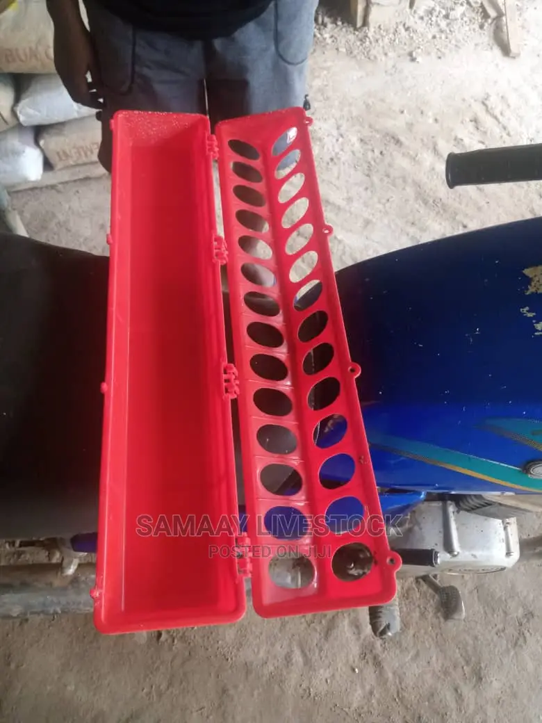 Flip Top Feeder for Chicks