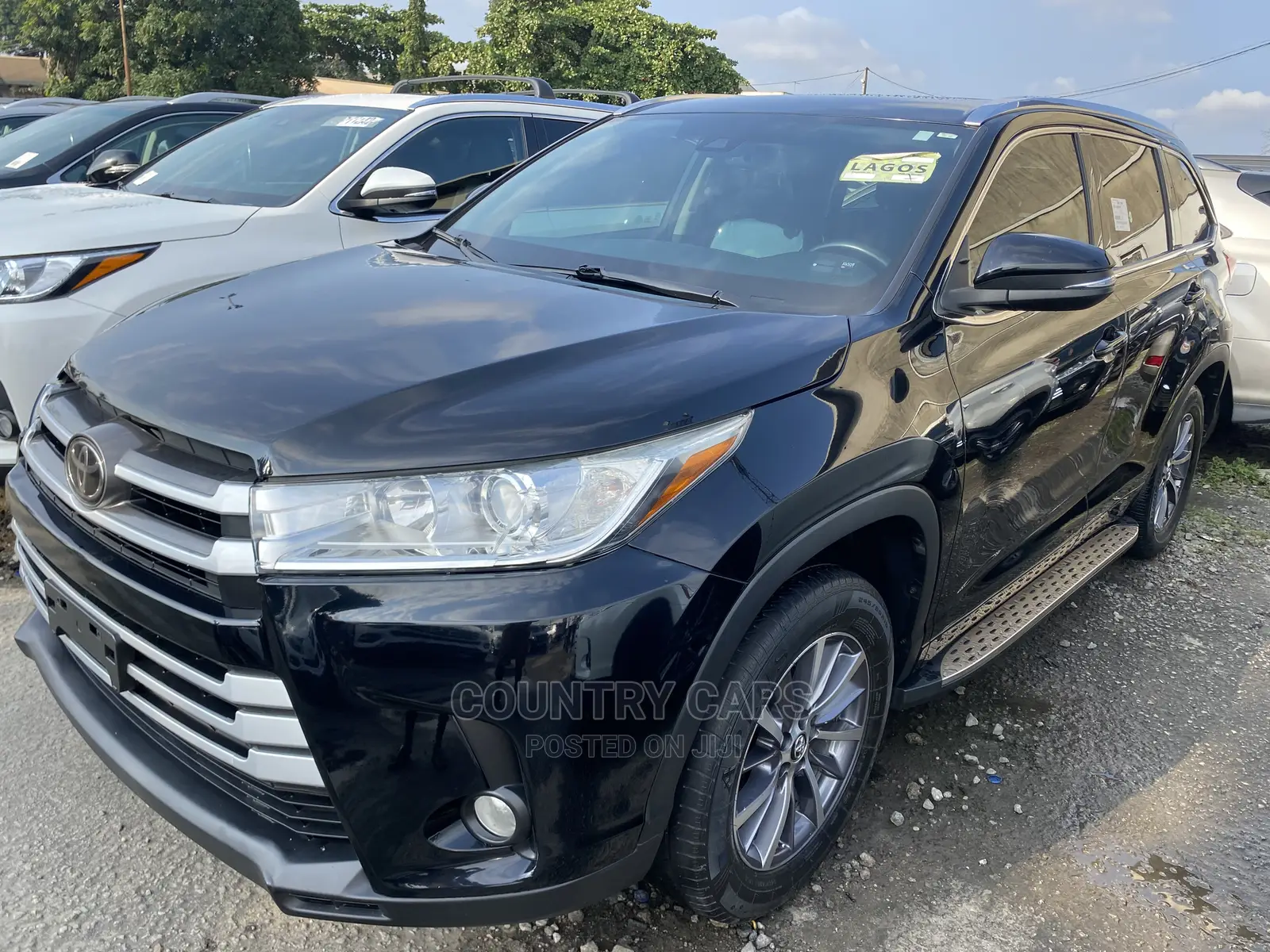 Toyota Highlander XLE 4x4 V6 (3.5L 6cyl 8A) 2018 Matt Black