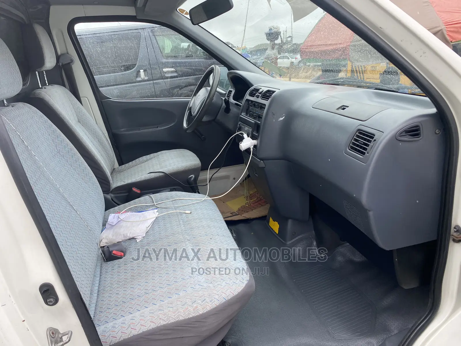 Toyota HiAce 2008 White