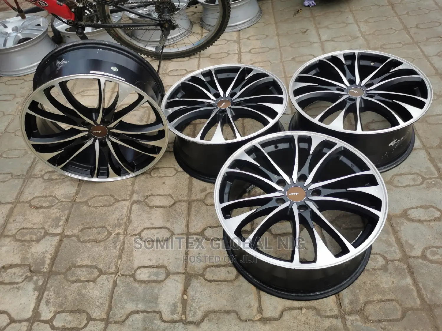 Alloyed Rim 18inch Lexus/Camry.