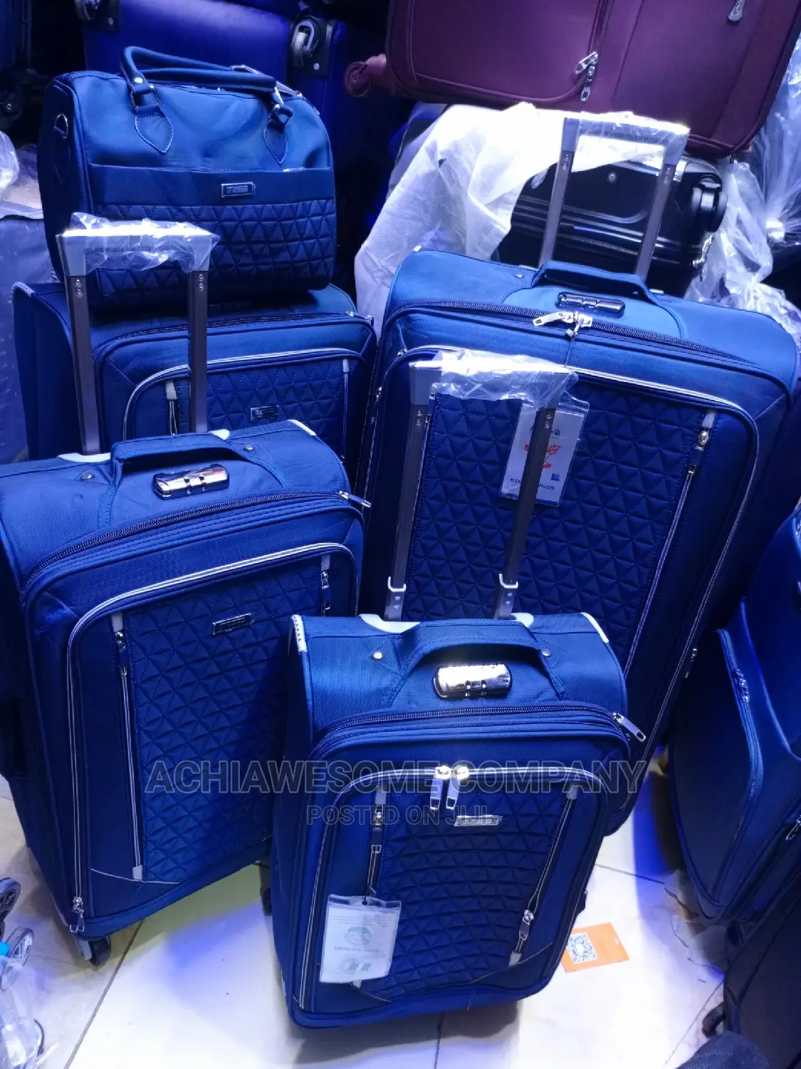 Set Of 5 Star Express Traveling Box.