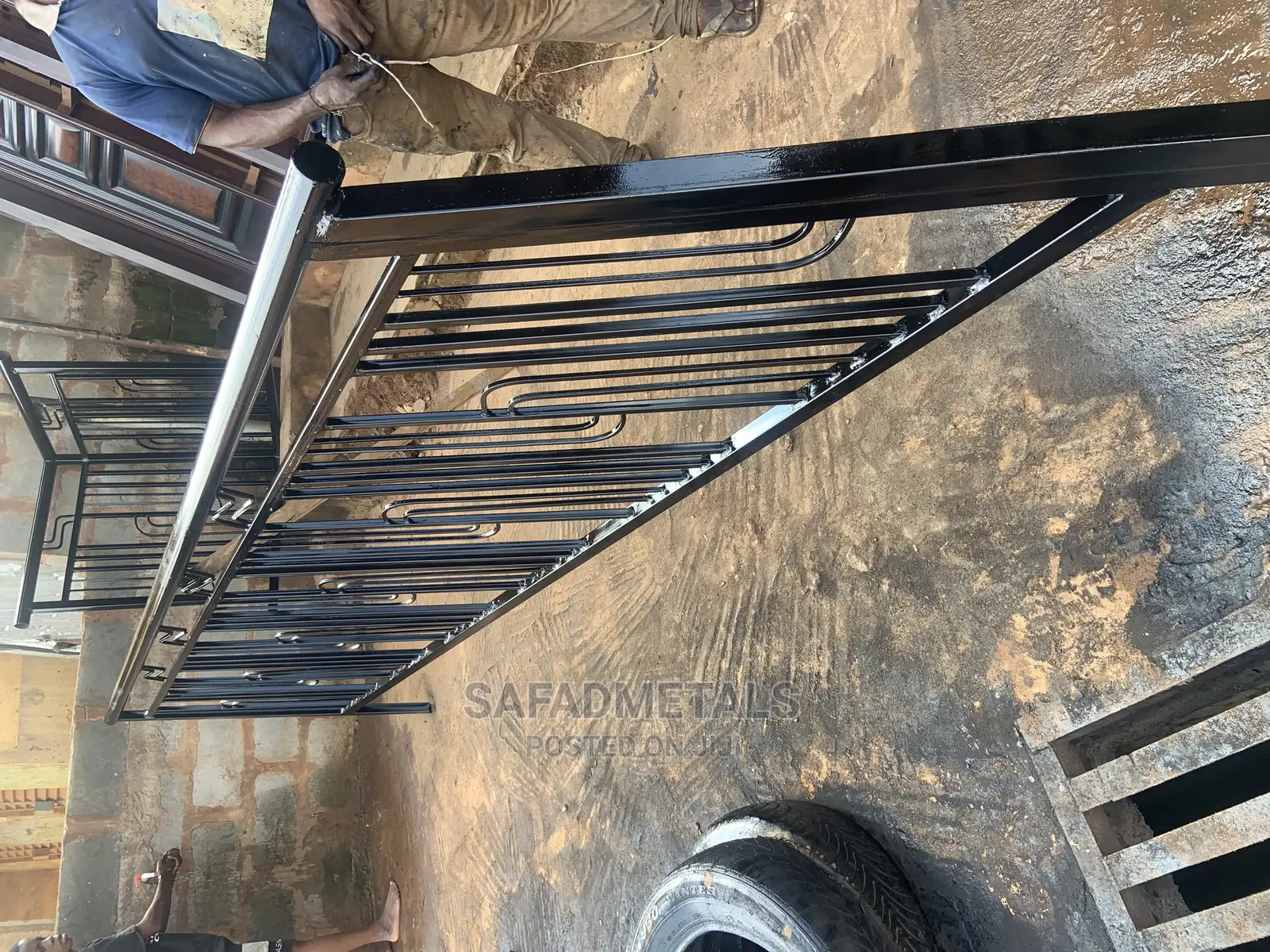 Hand/Step Rails