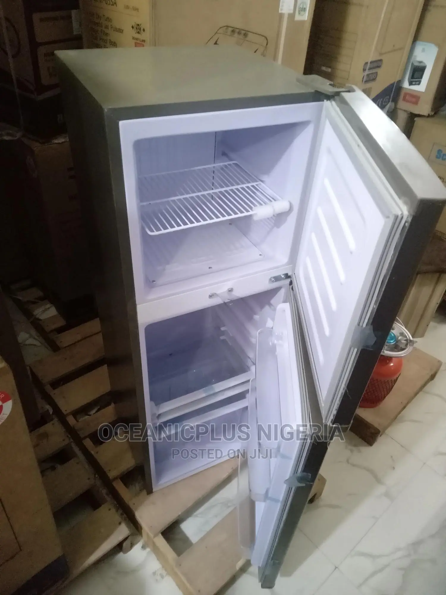 Durable LG Gc 260 Refrigerator With Interior Light