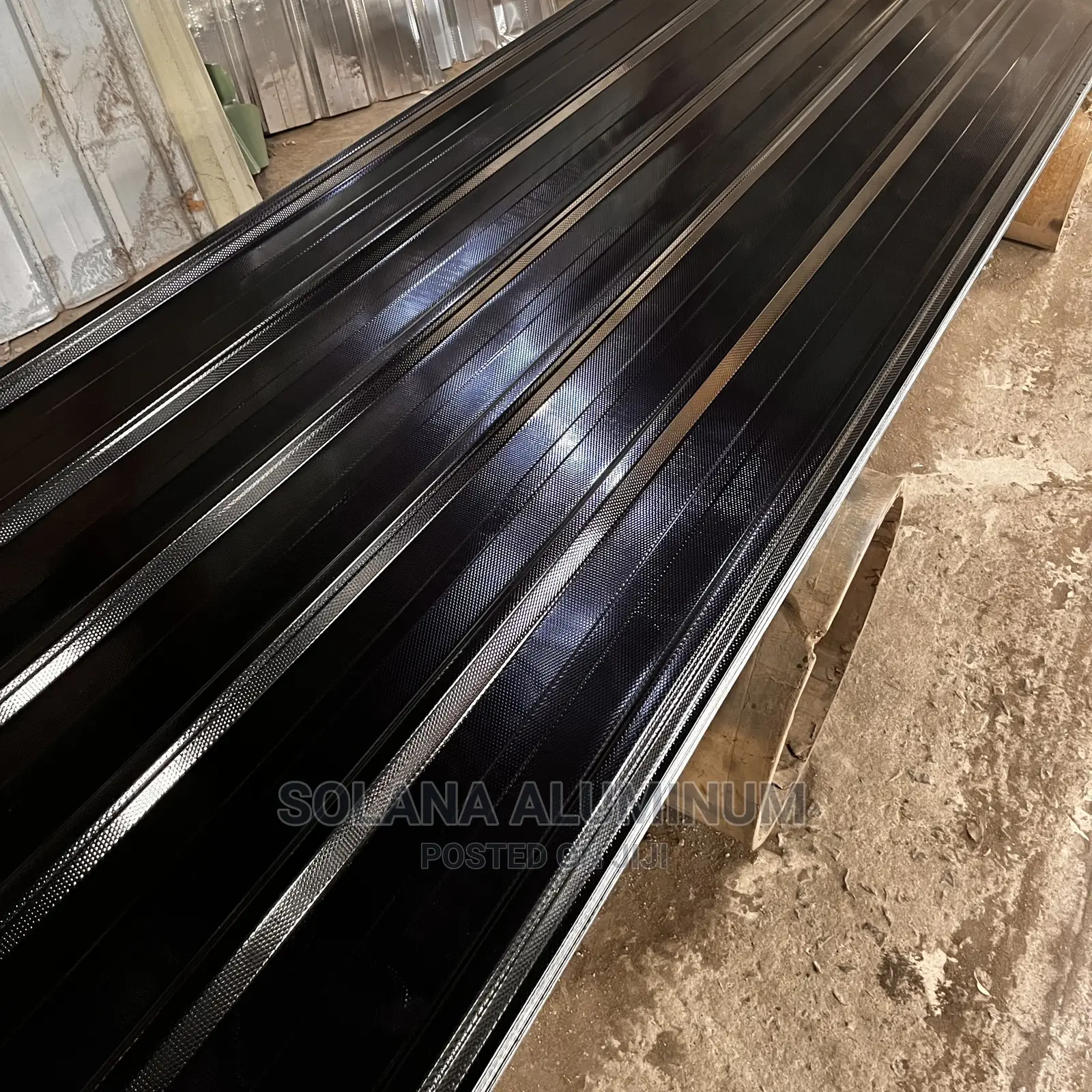 0.70mm Traffic Black Aluminium Longspan Roofing Sheet