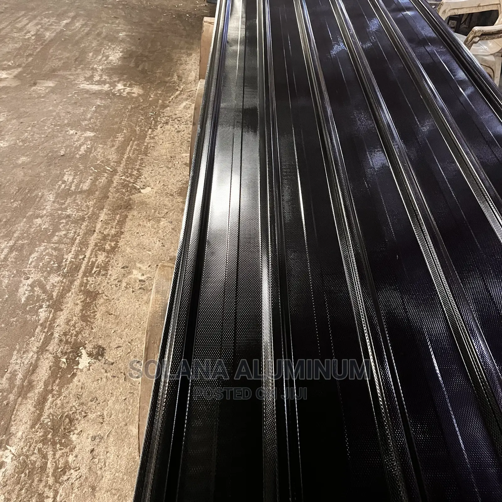 0.70mm Traffic Black Aluminium Longspan Roofing Sheet