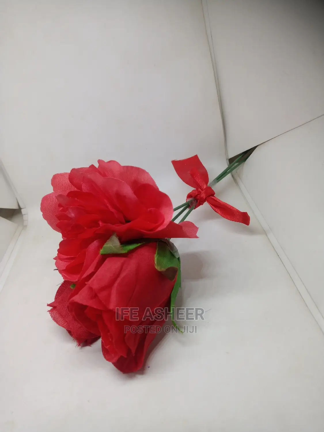 Romantic Simple Flowers in a Fancy Bag -0002