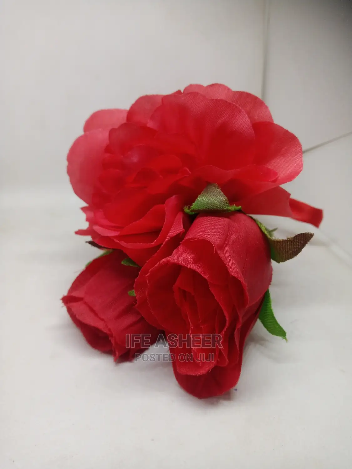 Romantic Simple Flowers in a Fancy Bag -0002