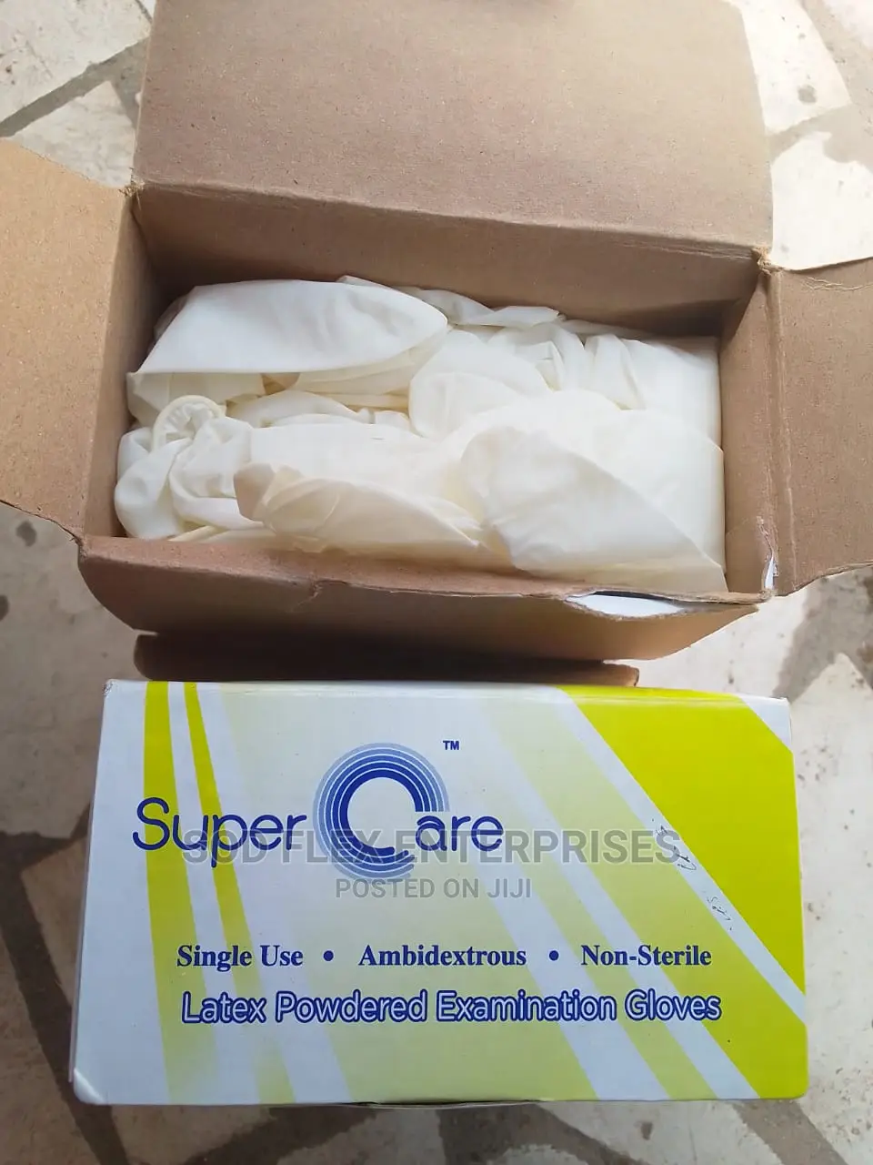 100 Pairs Of Surgical Glove