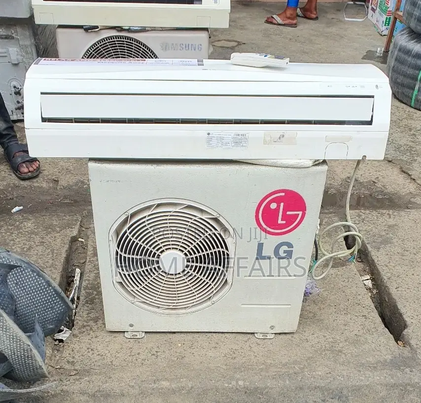 LG 1.5hp 1hp Air Conditioner [Low Voltage]+BLUETOOTH Feature