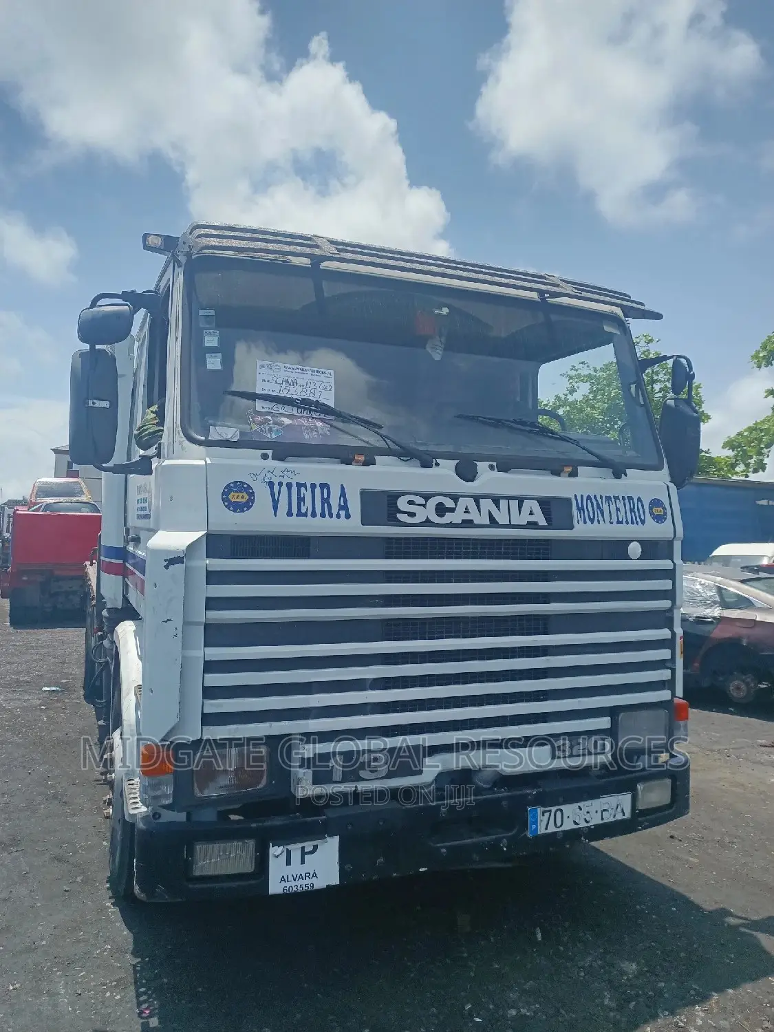 15tons Crane Mounted Truck for Rental Services