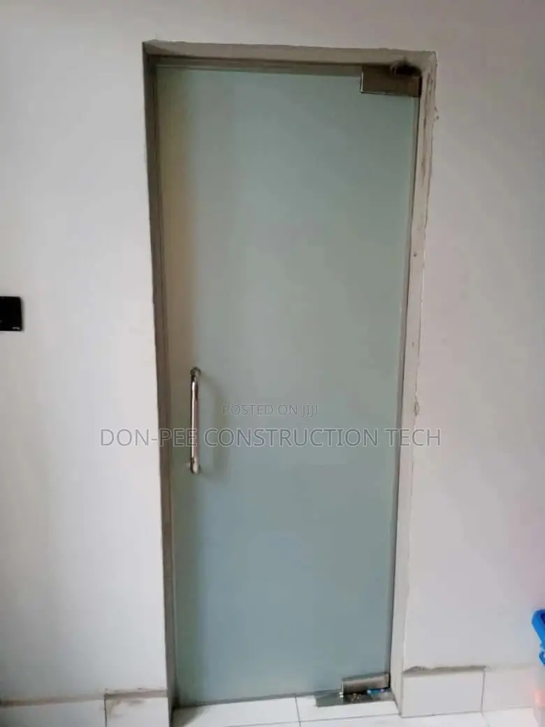 Frameless Glass Door