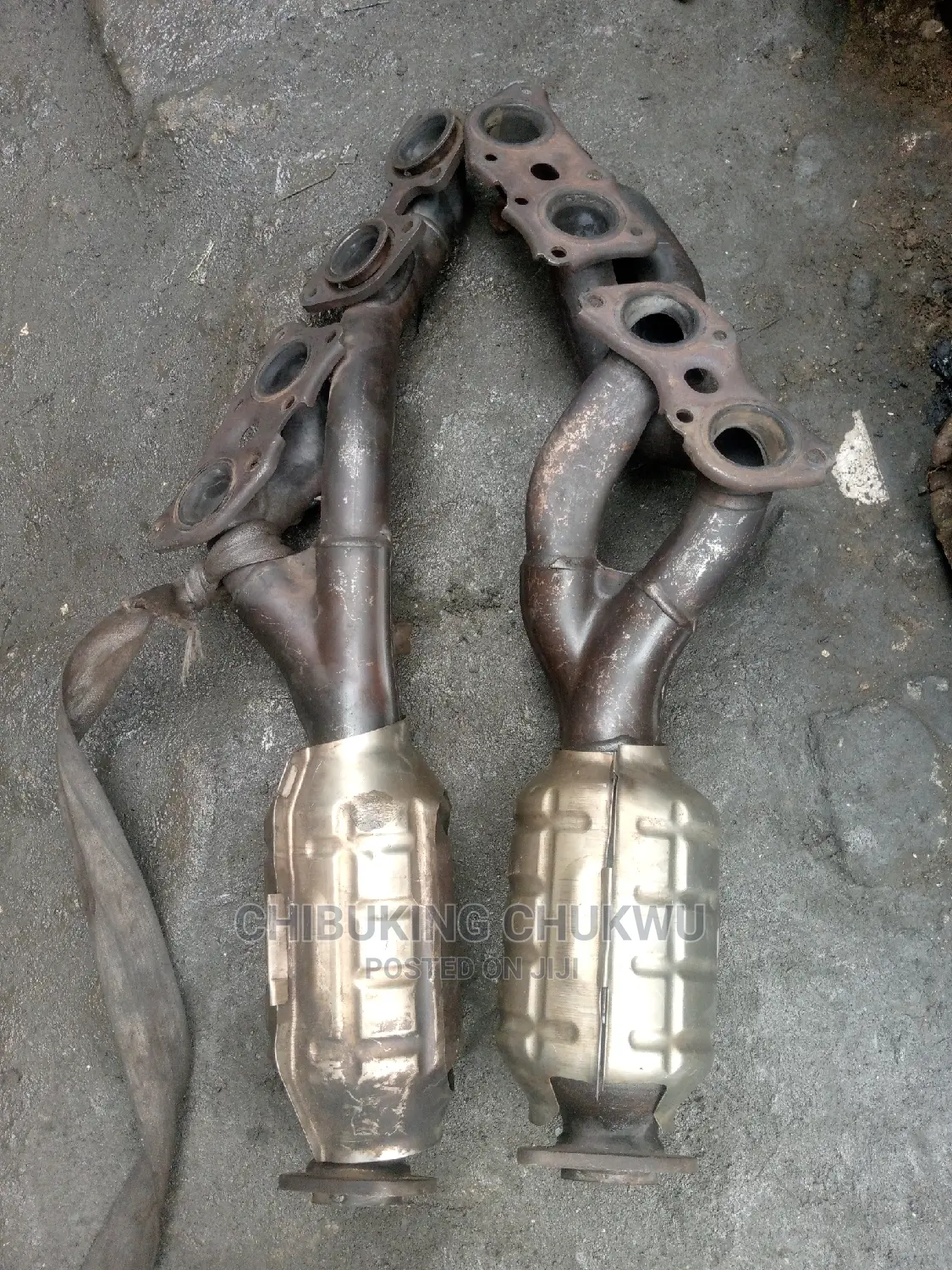 Lexus LS460 07-017 Engine Manifold Catalytic Converter Pot.