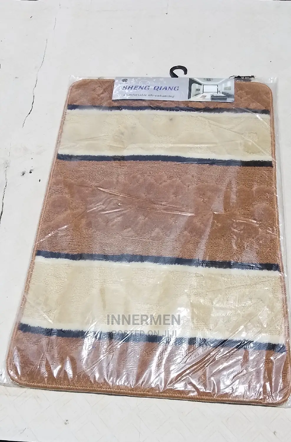 Quality Foot Rug for Living Room, Kitchen and Bathroom