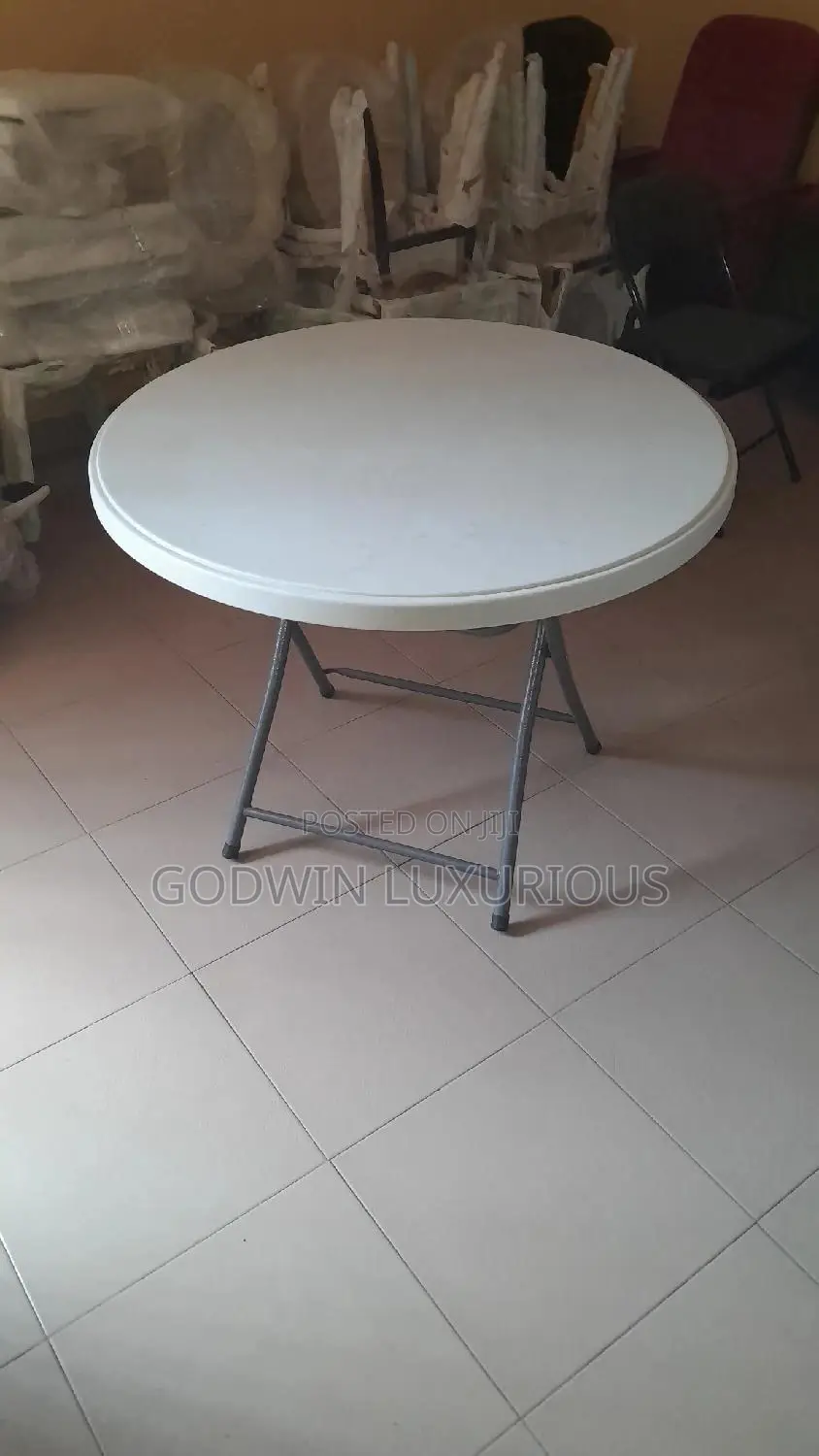 3 Feet Banquet Table