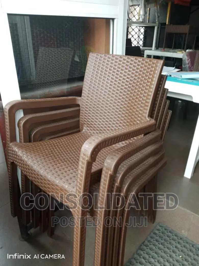 Plastic Outdoor Chairs