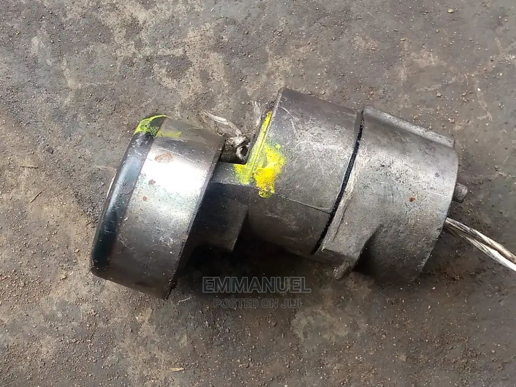 Belt Adjuster Hyundai Sonata 2012 and Hyundai Accent 2012