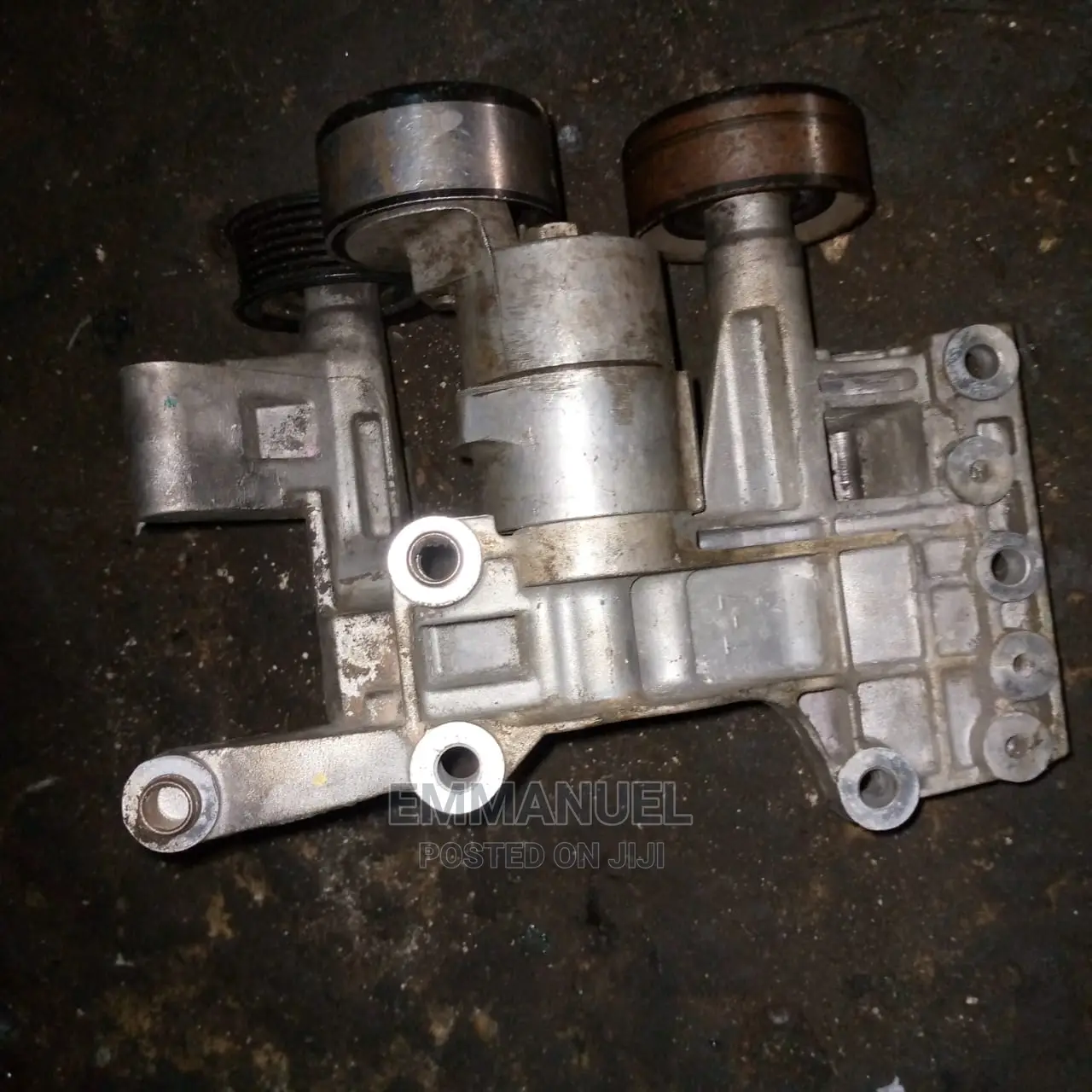 Belt Adjuster Hyundai Sonata 2012 and Hyundai Accent 2012