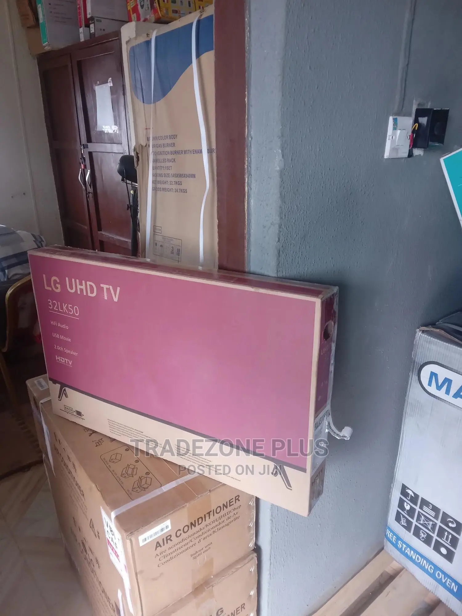 Introducing the New LG 32'' LED Television