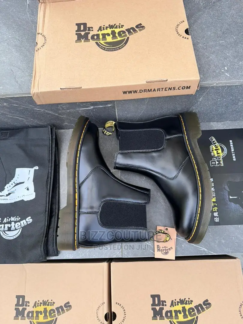 Original Dr Martens Shoenwt Leather Boots Available Instore