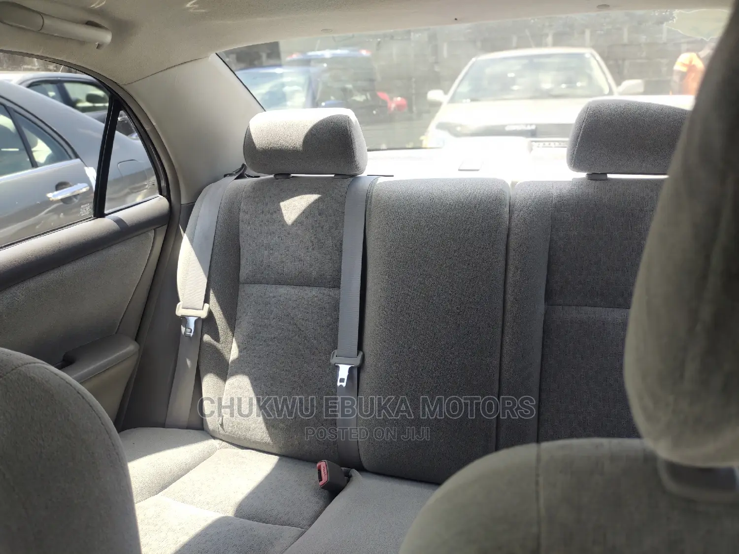 Toyota Corolla LE 2004 Gray