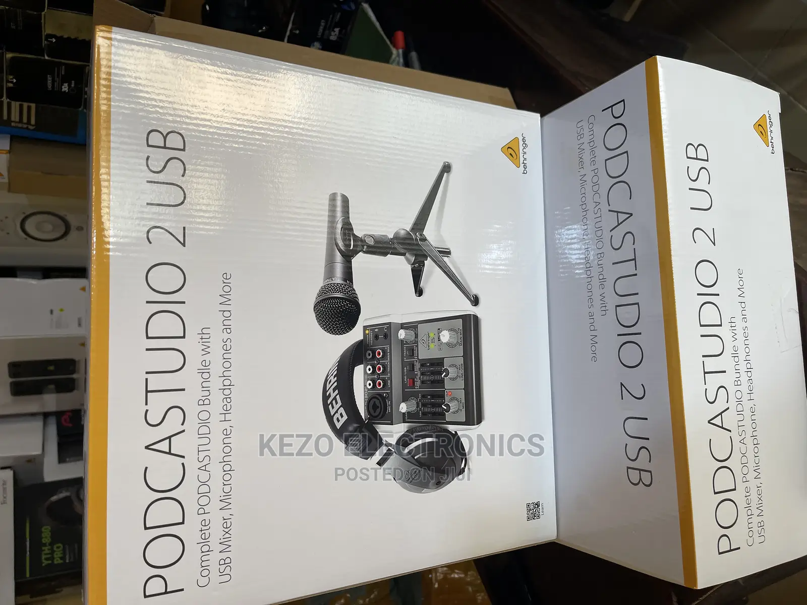 Behringer Podcast Studio