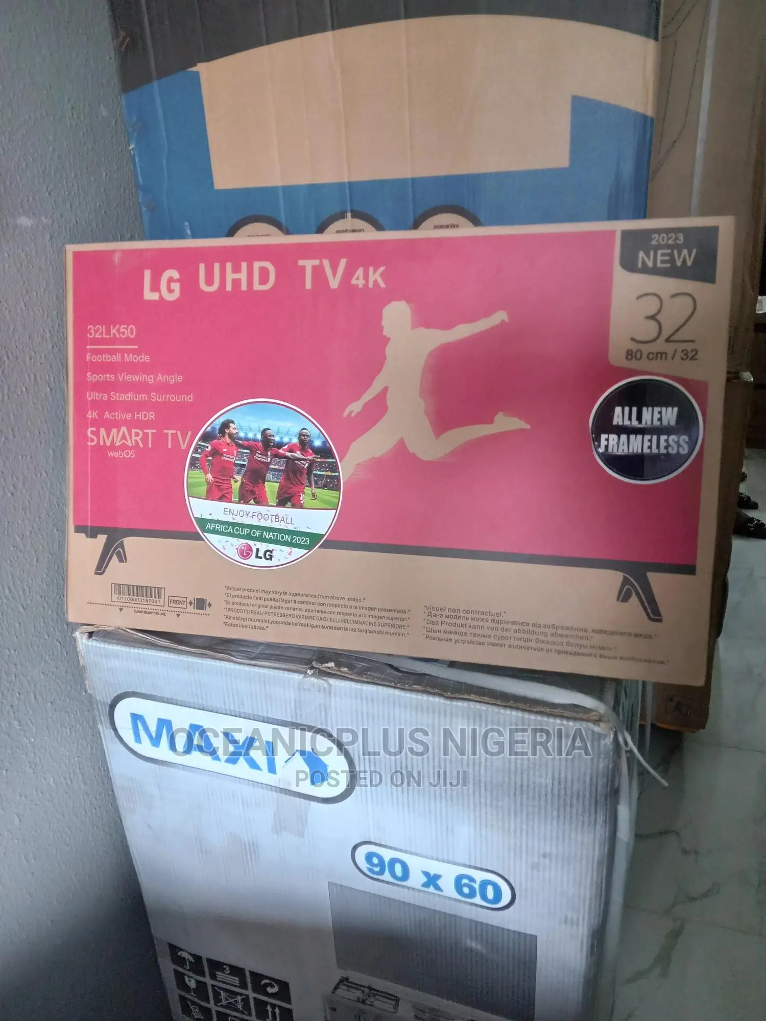 Portable LG 32 Inches Frameless HDR TV