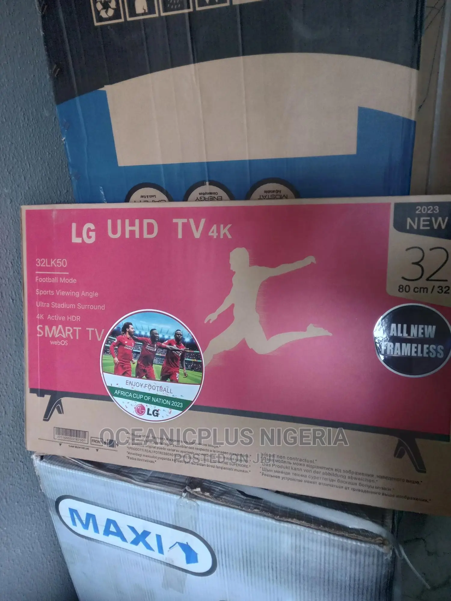 Portable LG 32 Inches Frameless HDR TV