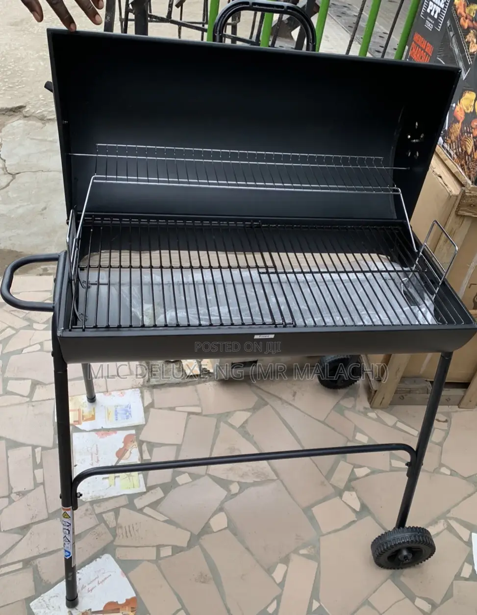 Outdoor Barbeque Grill/Charcoal Cha Grillers (Adjustable)