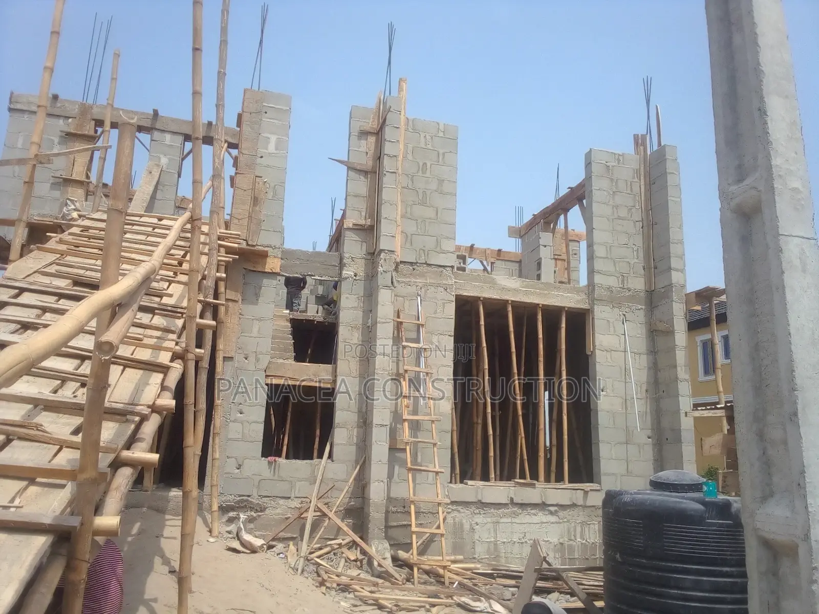 Expert Bricklayer At Ikeja