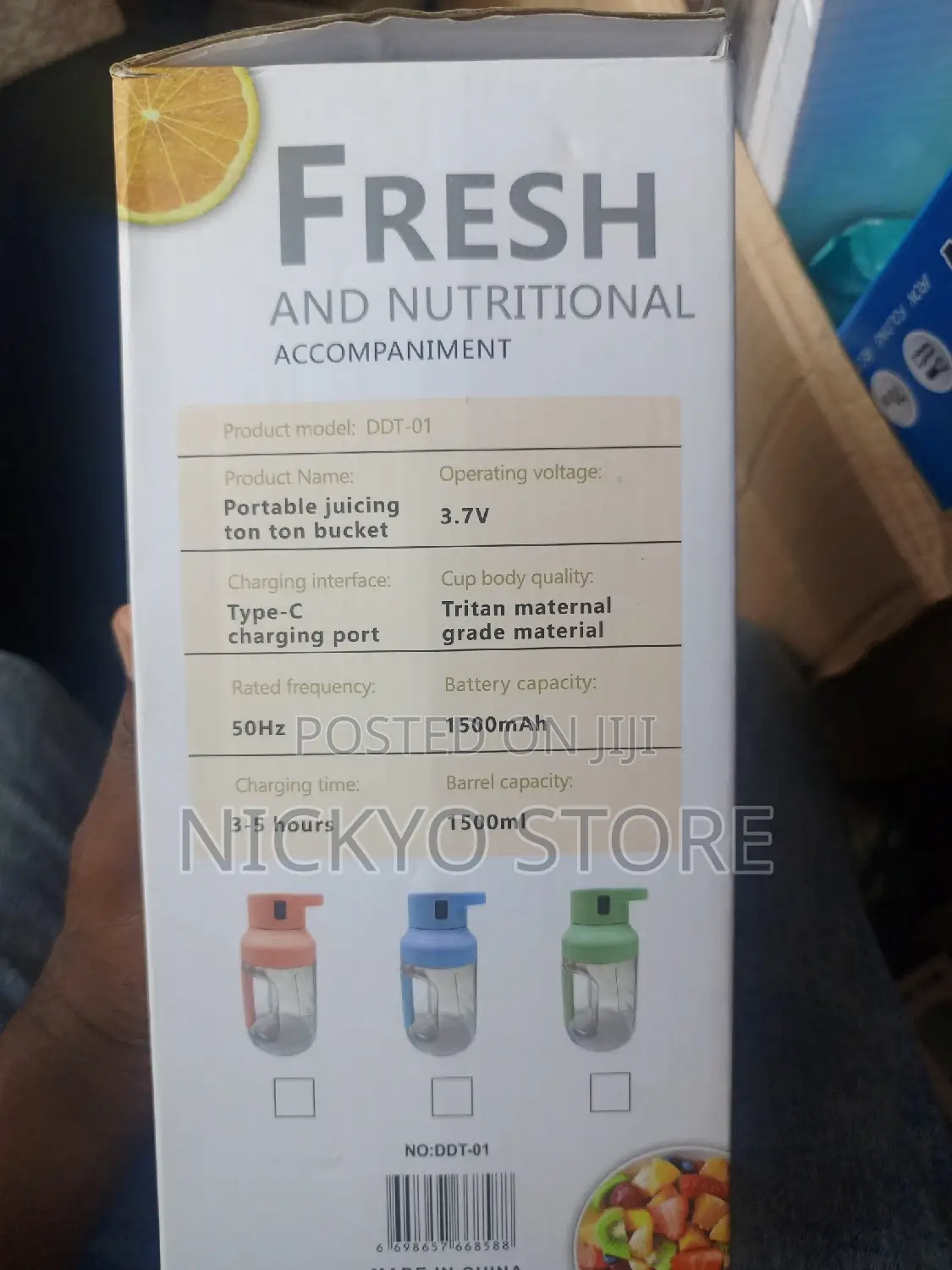 1500ml Capacity Handheld Rechargeable Juicer