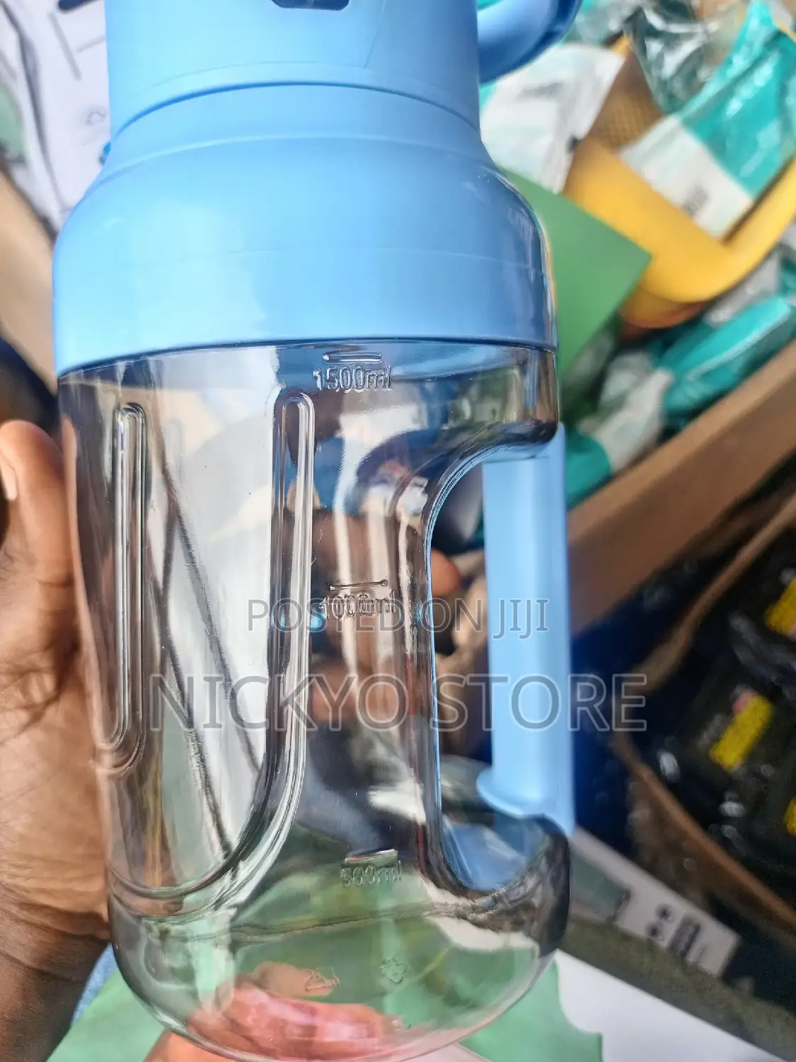 1500ml Capacity Handheld Rechargeable Juicer