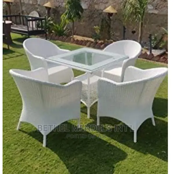 Standard Rattan Furnitures Chairs Available for Sales
