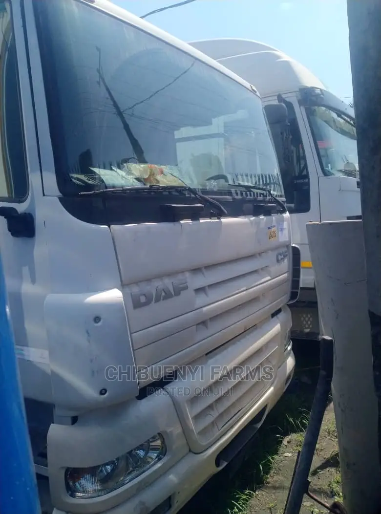 Daf 85 - Cf (Long Chassis) 8 Tyres