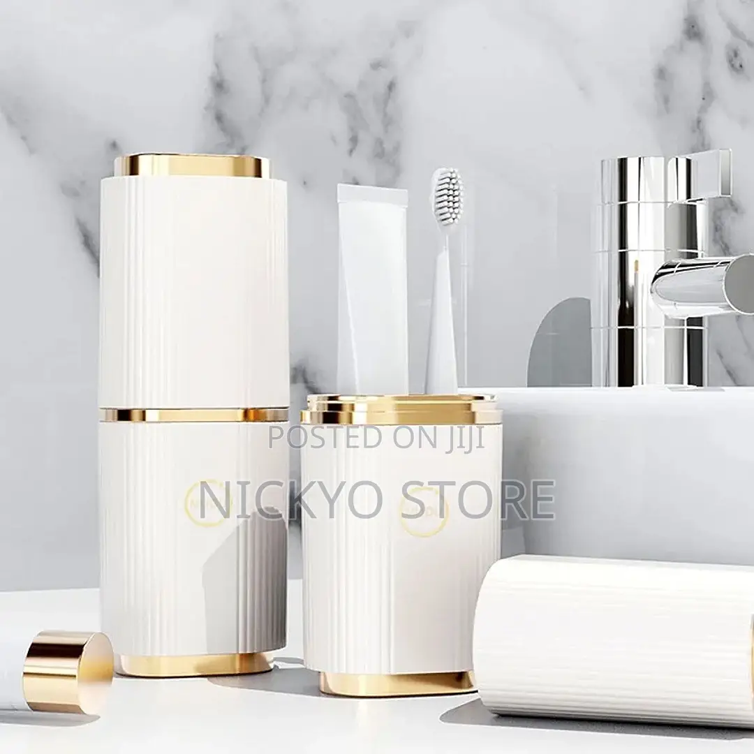 Easy Carry Portable Toothbrush Toothpaste Case