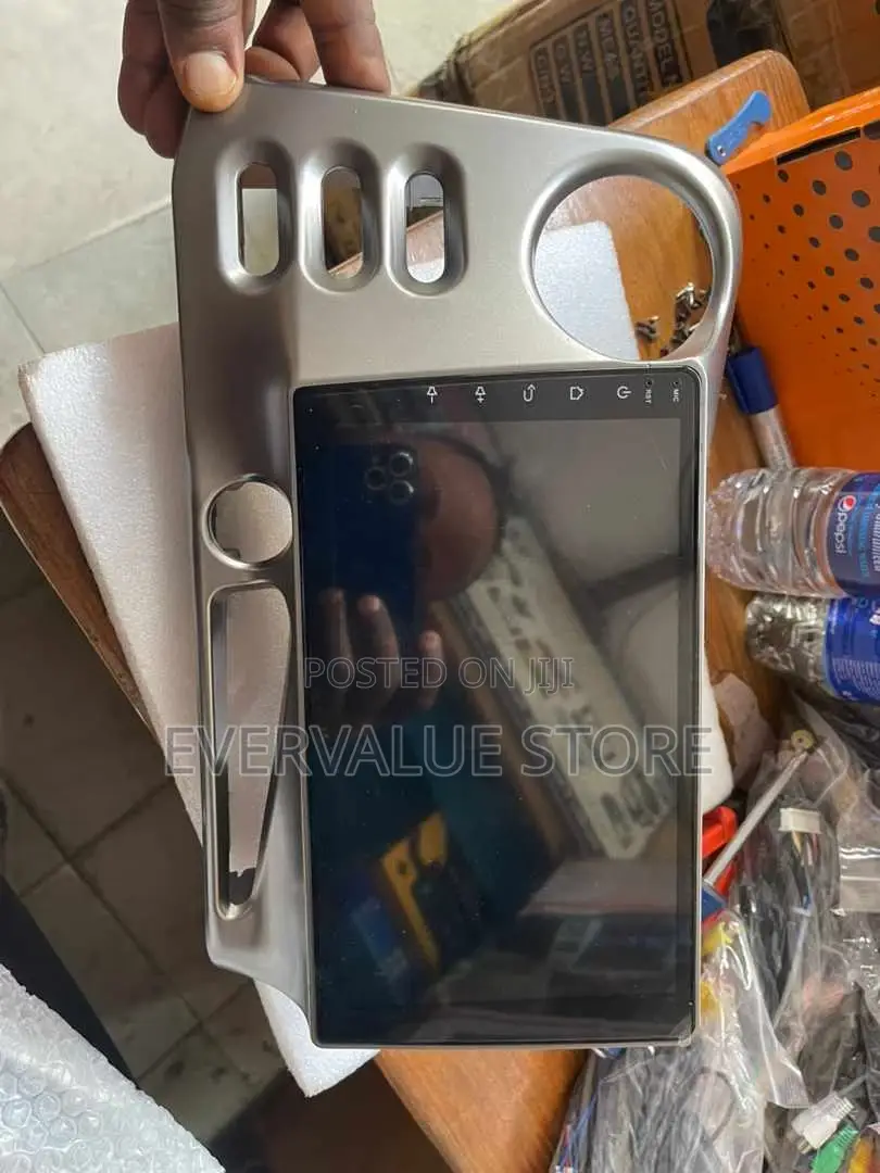 Toyota Matrix Android Player + Reverse Camera