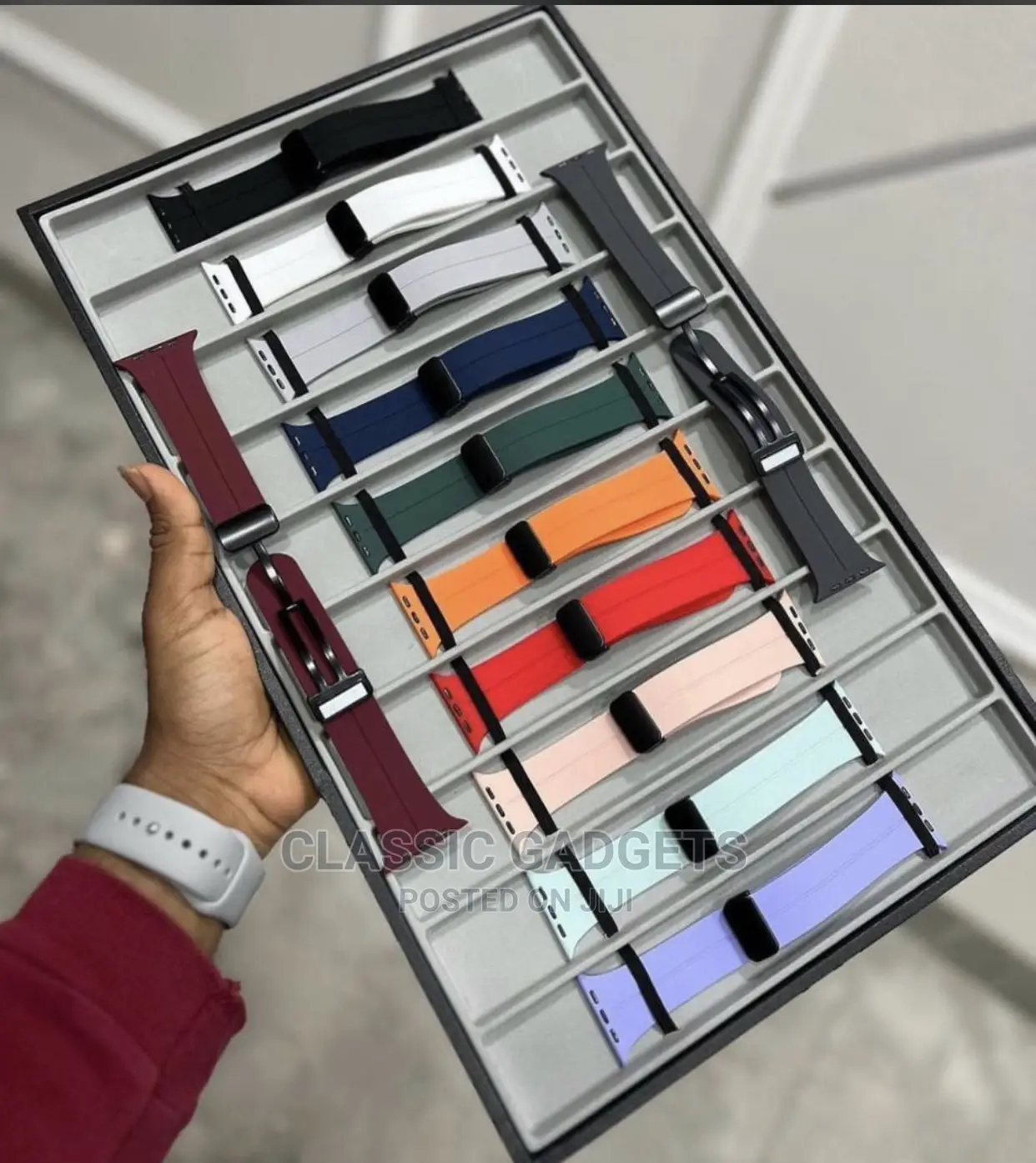 Magnetic Silicone Replacement Straps for Iwatch and Samsung