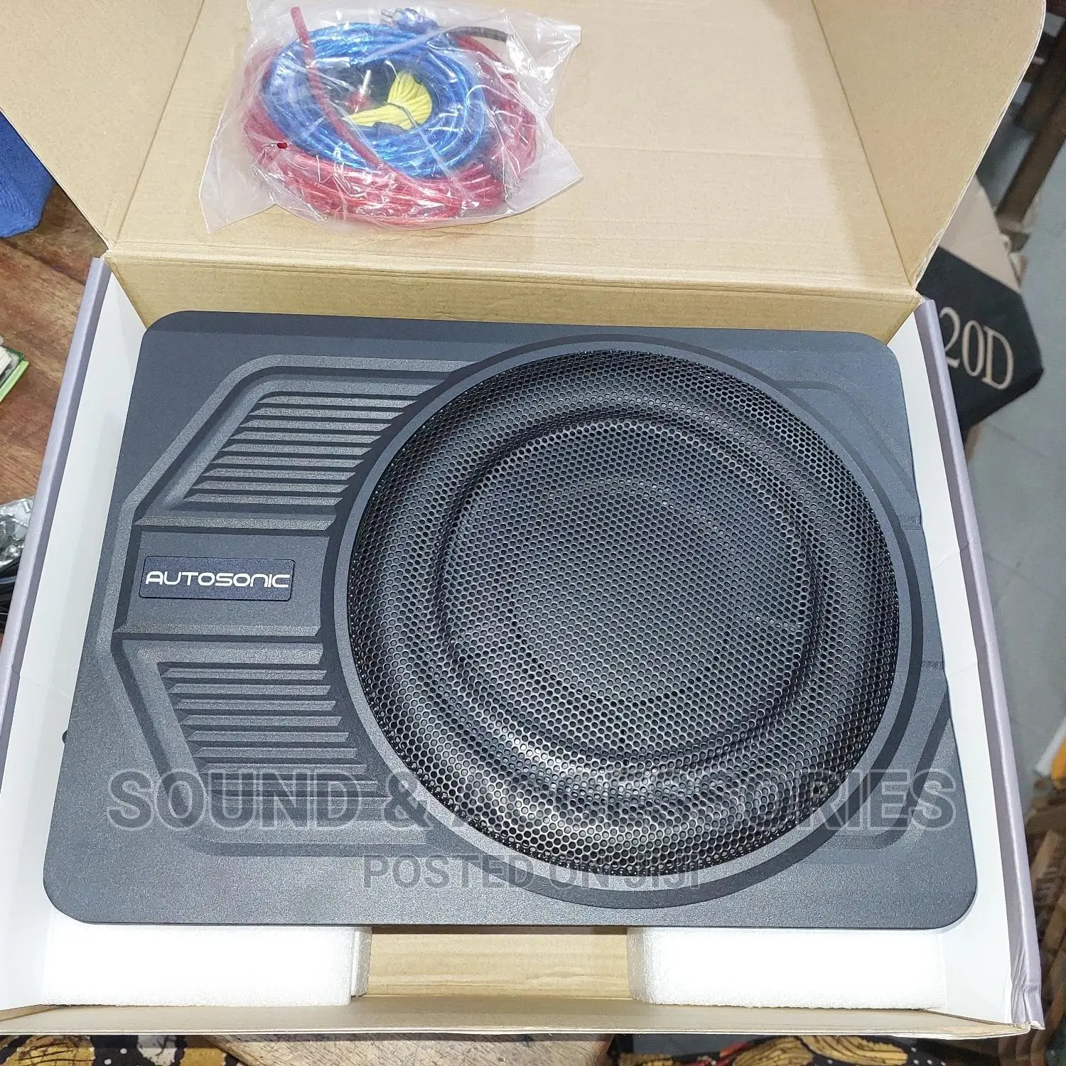 Car Underseat Aluminium Cast 10" Active Subwoofer (600watts)