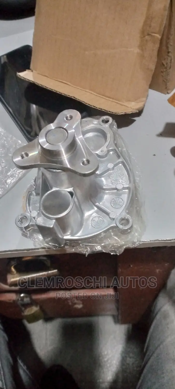 High Quality Certified Brand New Water Pump BMW 318i 2017